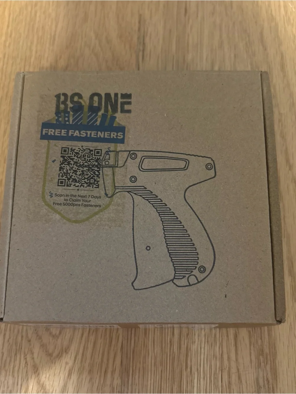 Labeler Gun Box W/ Fasteners Clothing Tagging NEW